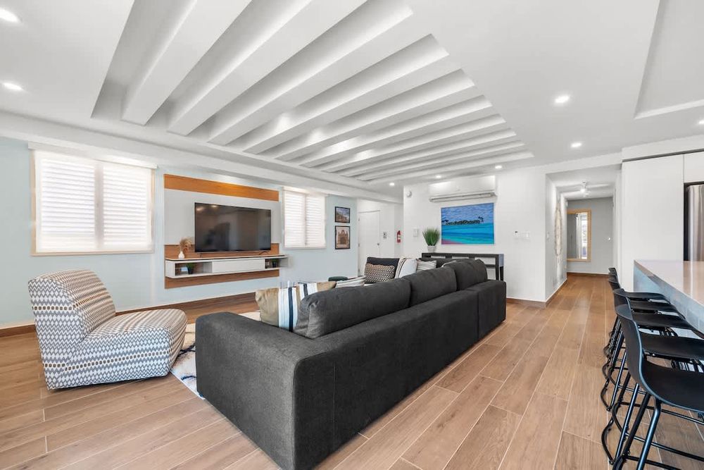 3e9e5e94 23fb 4f yBk3o homerunner