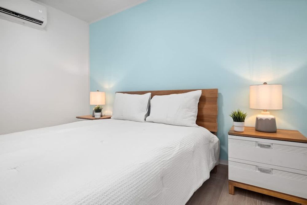 d2c26482 1b2e 47 y7pqA homerunner