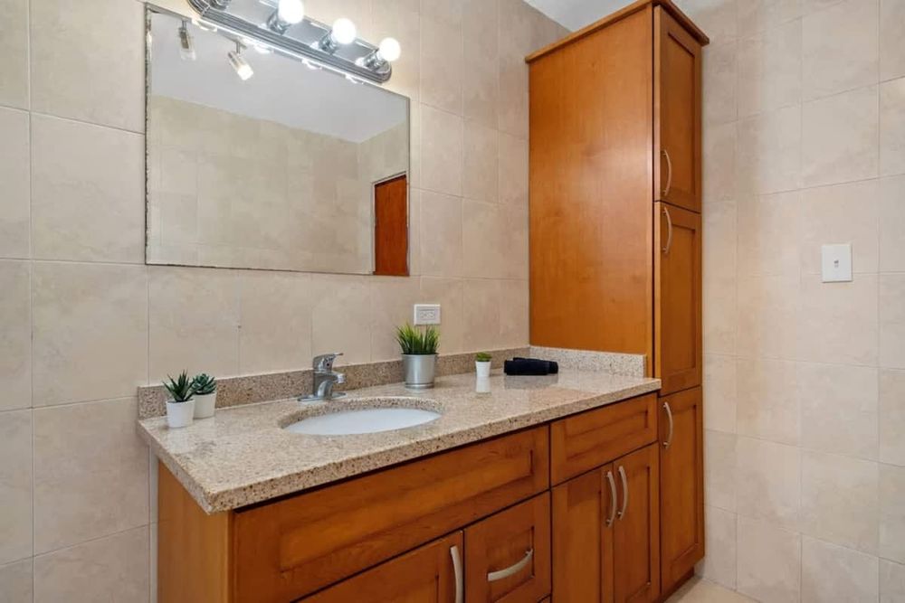 2162cd2d bbc3 4d qJ8gZ homerunner