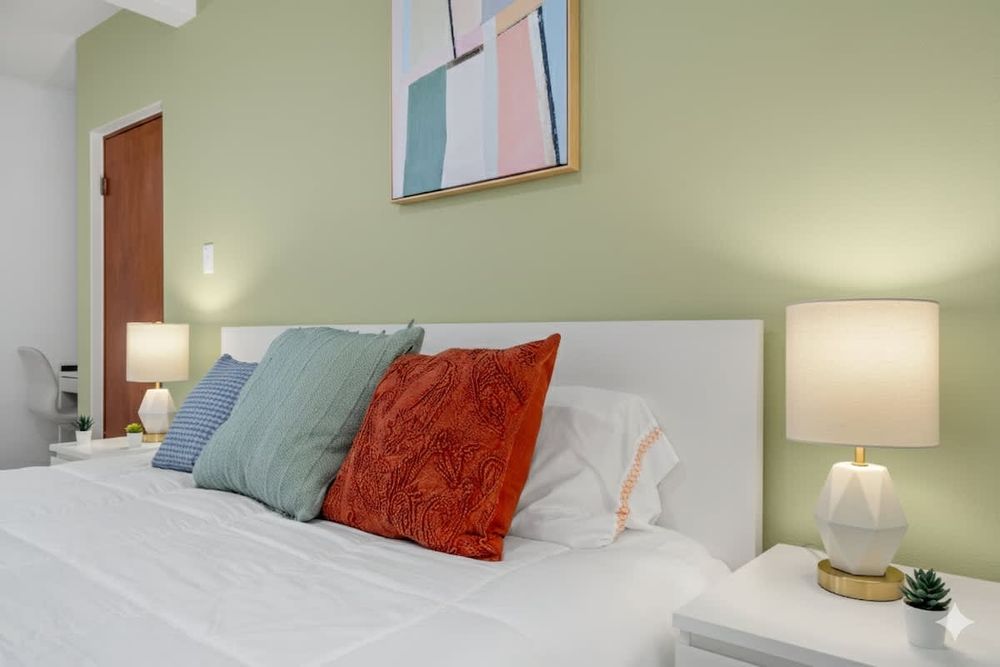 9d7c8b8d 47ec 41 LVbXz homerunner