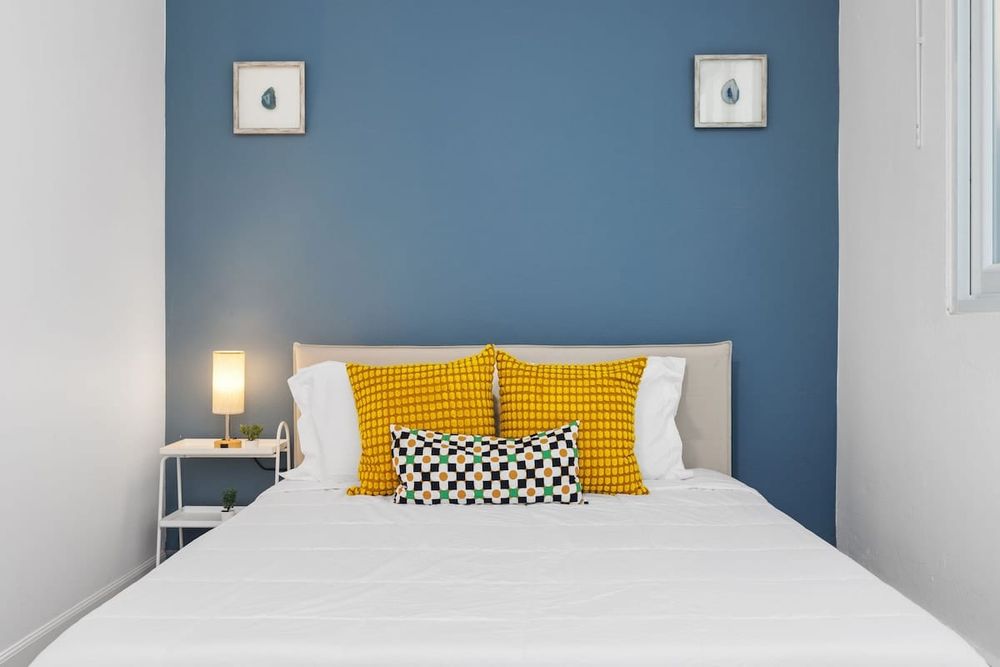 3101b9c0 d76e 45 ov5xK homerunner