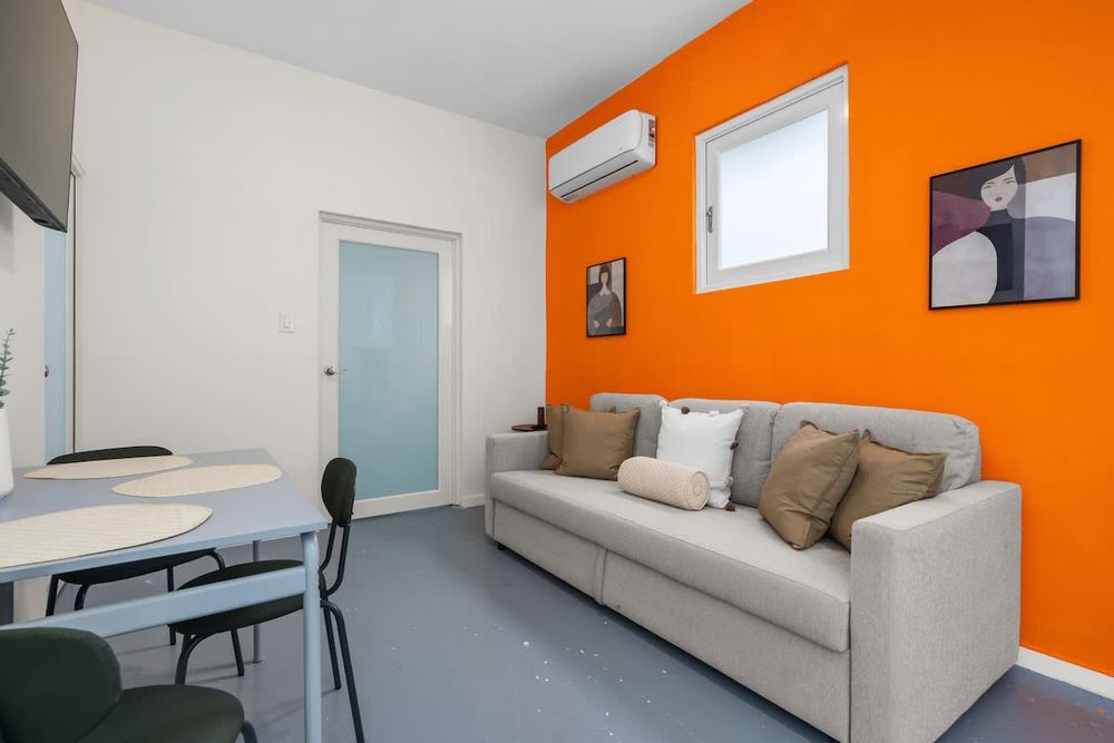 667207a6 9114 47 V3pQ5 homerunner