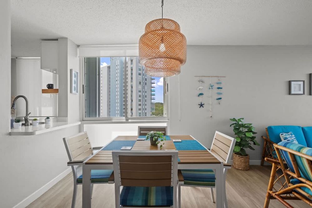 5cf652de f1da 40 3EFd2 homerunner