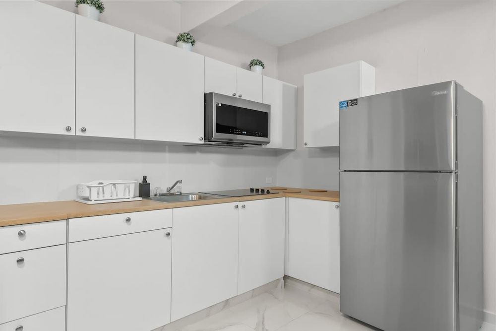 30ca3657 bd20 43 gWQ6 homerunner