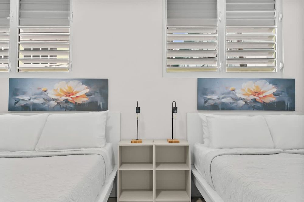 530533e6 694e 4f LzVyw homerunner