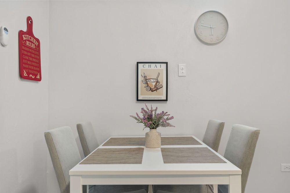 9e0256a2 e9ad 44 E5VtE homerunner