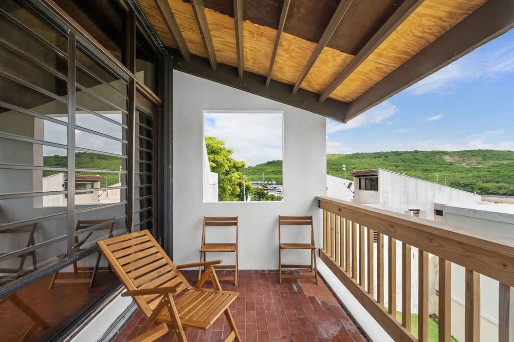 0c3aa591 9333 48 wFC6b homerunner