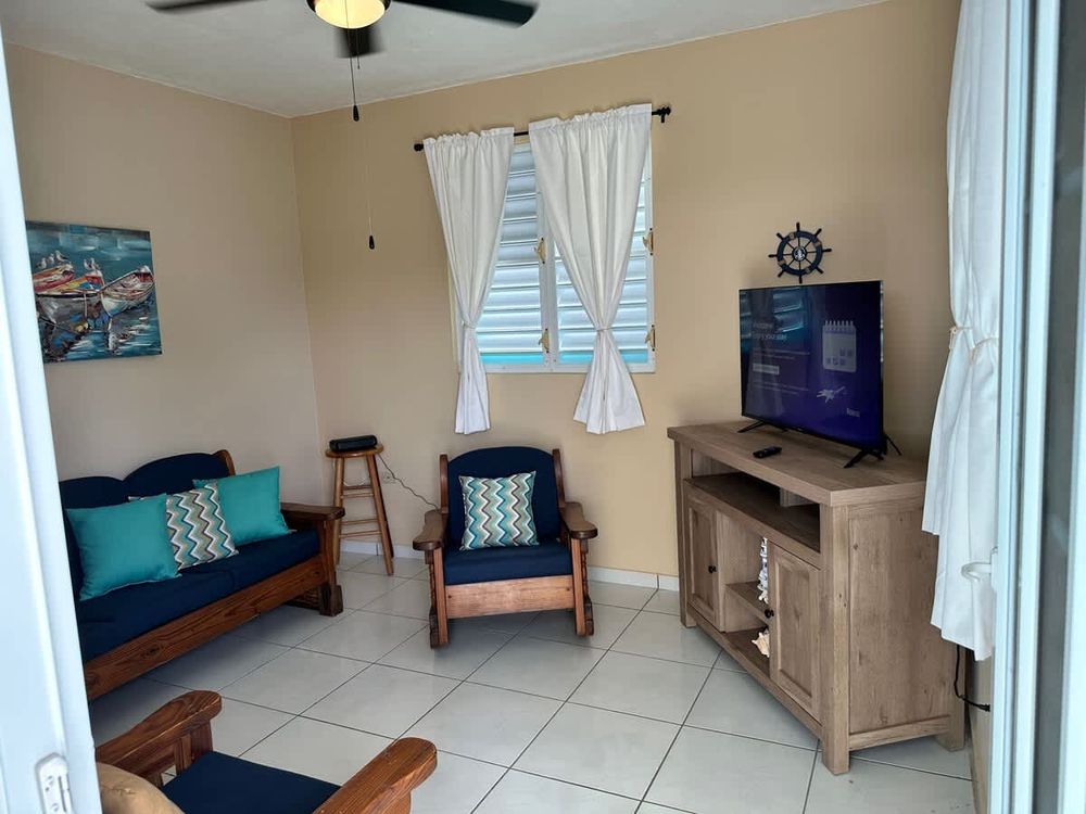 4638160b 7774 49 UNTr homerunner