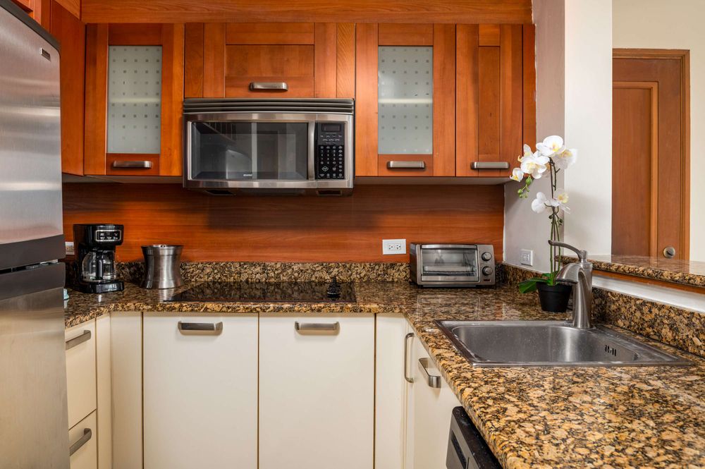 ujkglnntqj8jcvailbf4