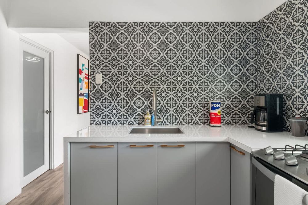 e5wqrp6iq2jm1yg1f4zp