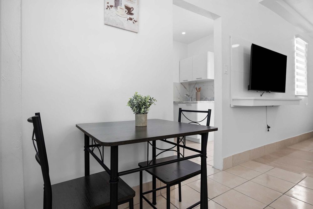 gyso0v1univ52yqn8nri