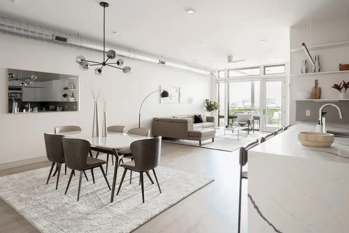 Chic King Suite | Balcony | Downtown View | Tesoro