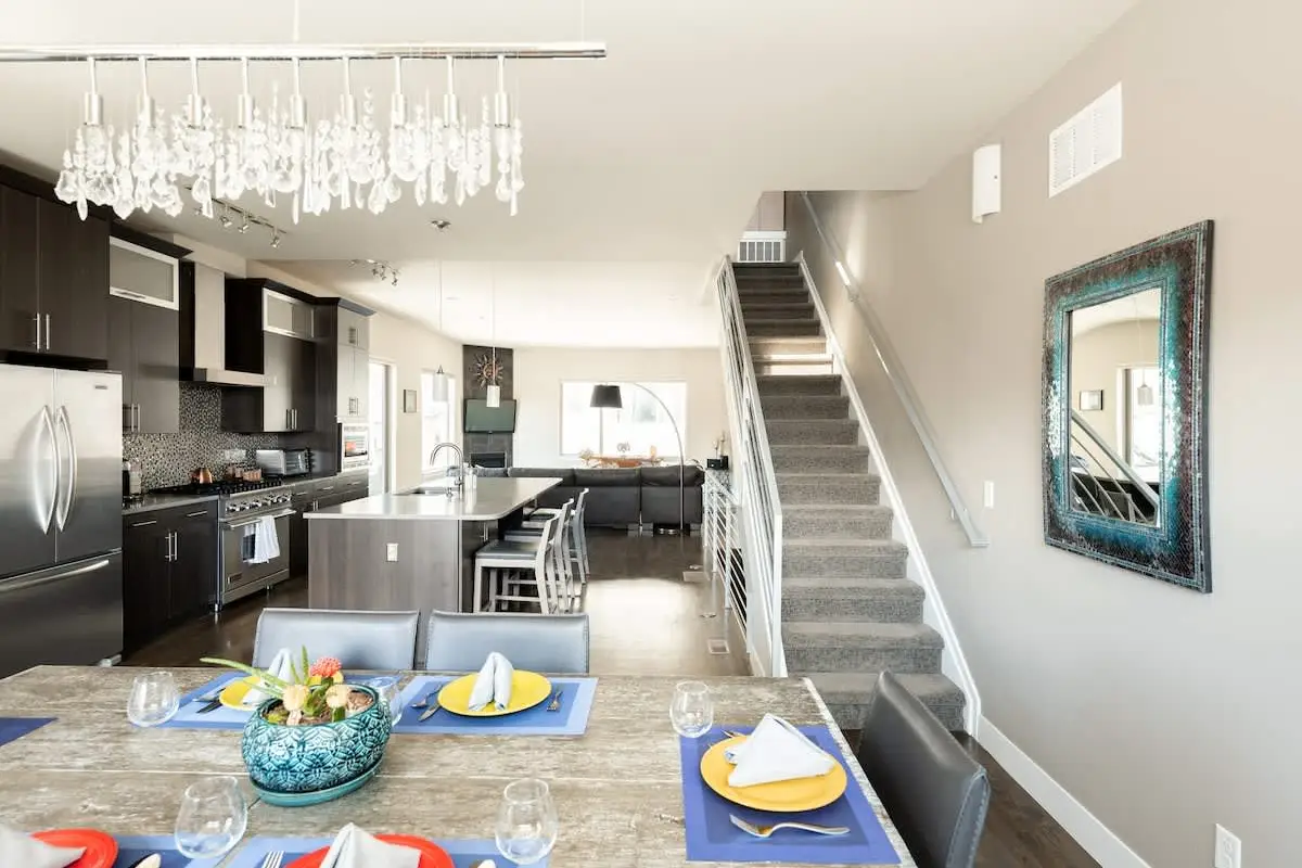 Center of LoHi | Roof Deck | Walk LoHi & Downtown