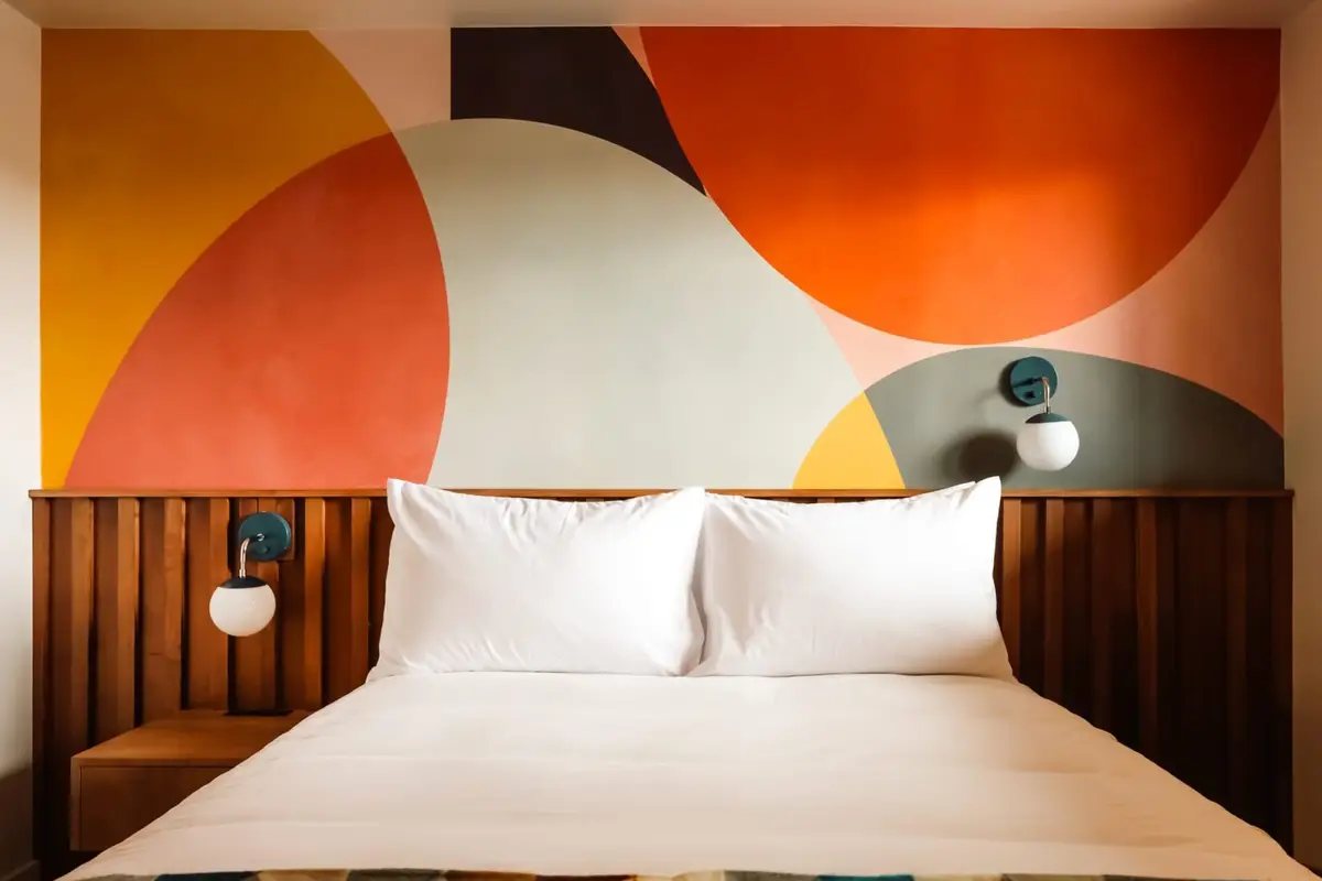 Chromatic Drift | La Vista Motel | 101