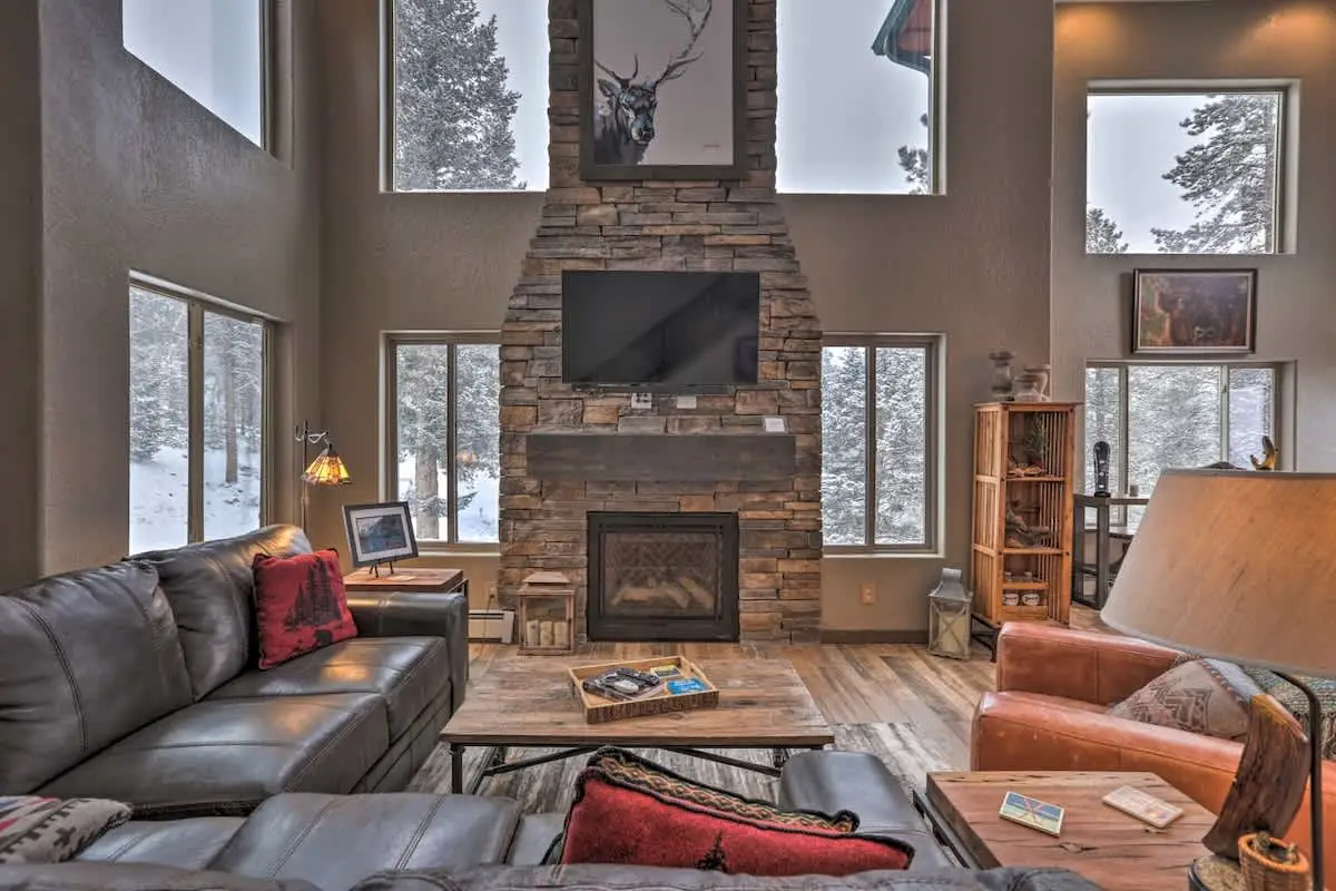 Coyote Cottage Retreat, Hot Tub, Deck, MTN Views