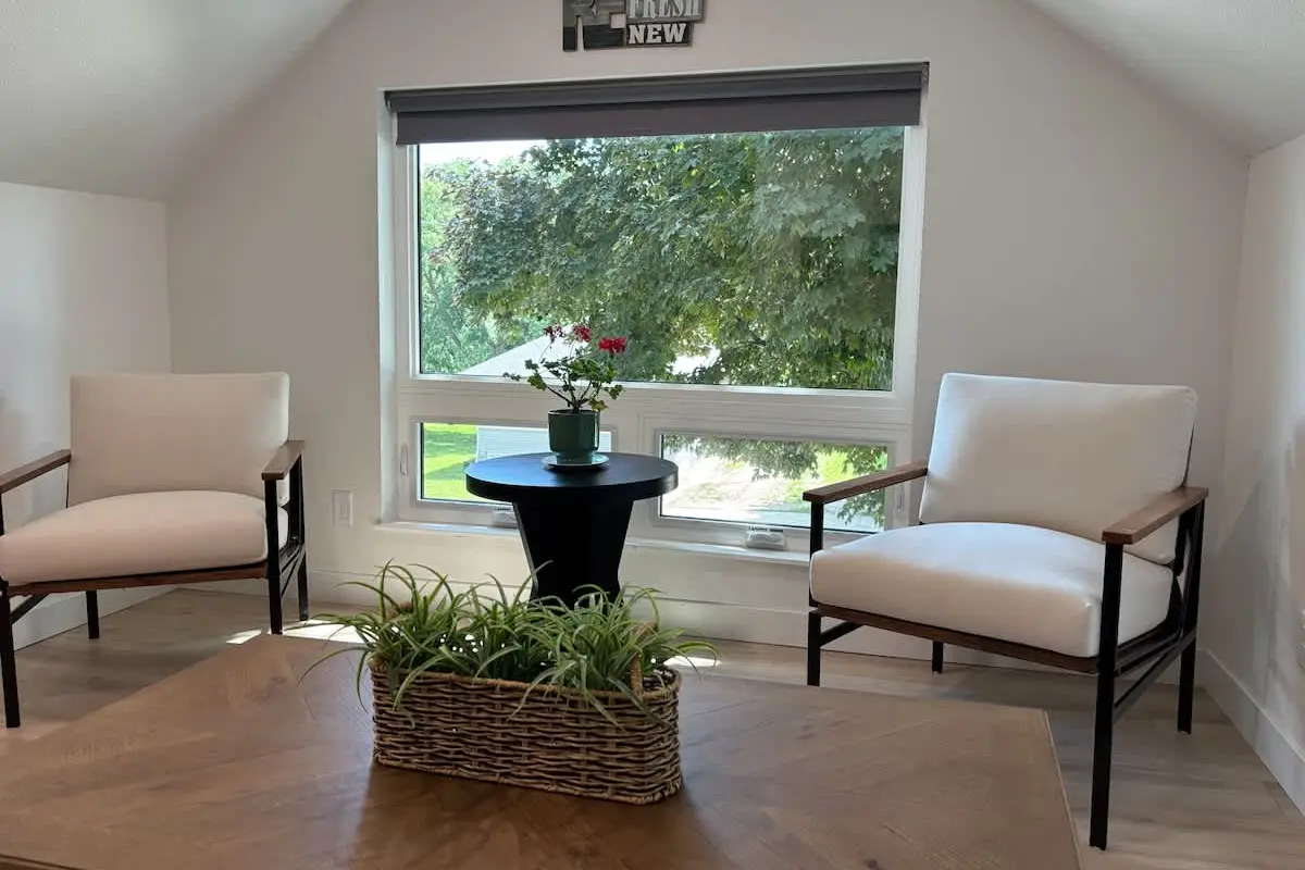 Cozy Retreat | Near Spirit Lake | 1 BDR | Sleeps 4