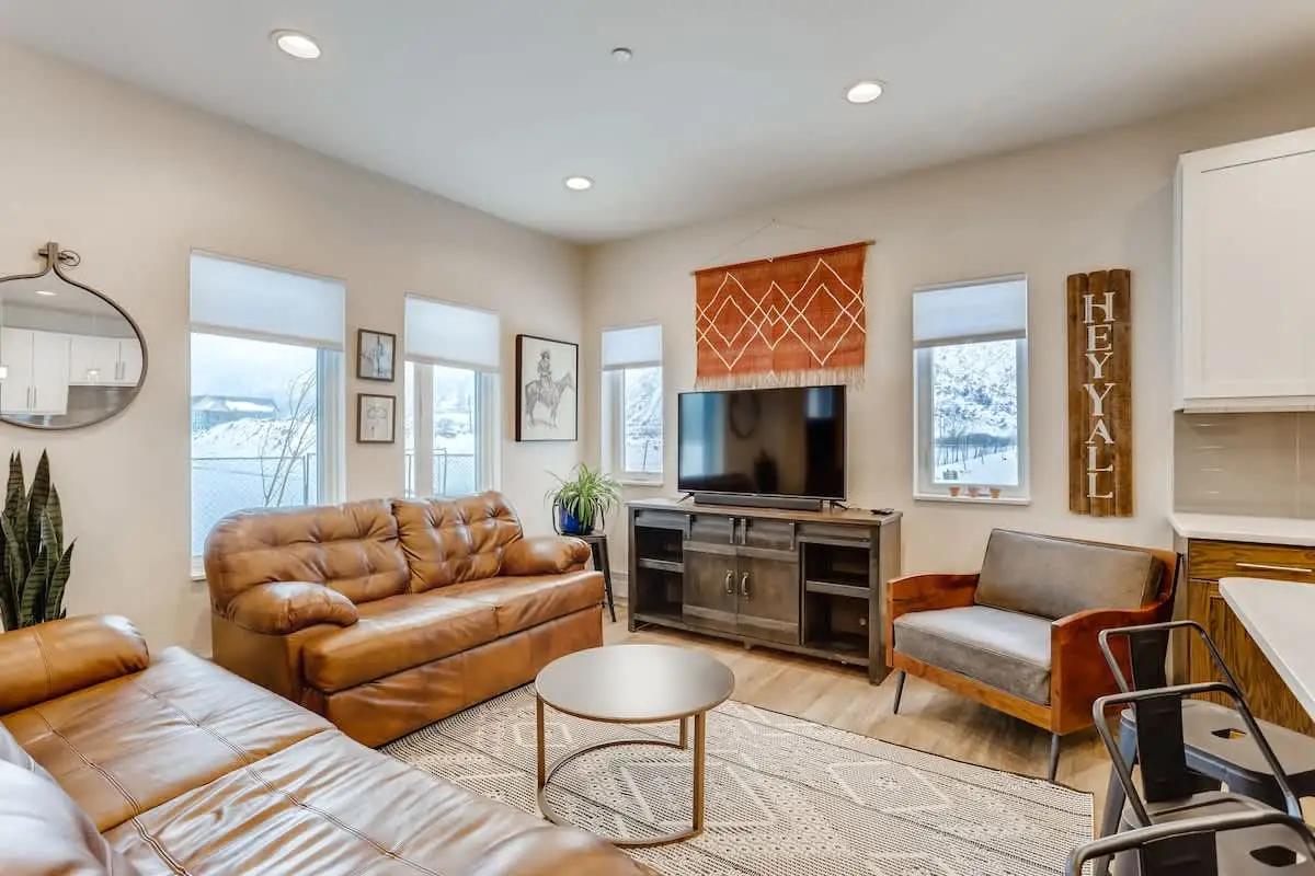 Trekker Townhome | Mountain Charm | New Floors!