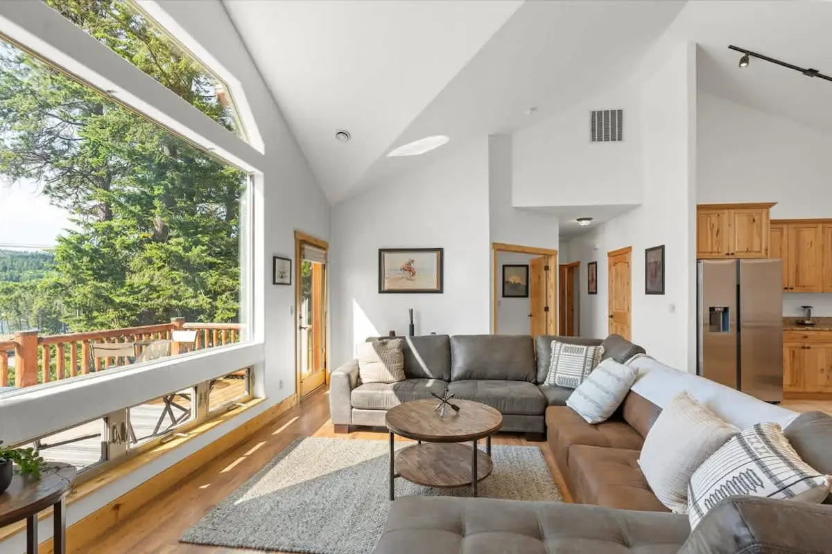 Blacktail Retreat | Close to Skiing & Glacier Park
