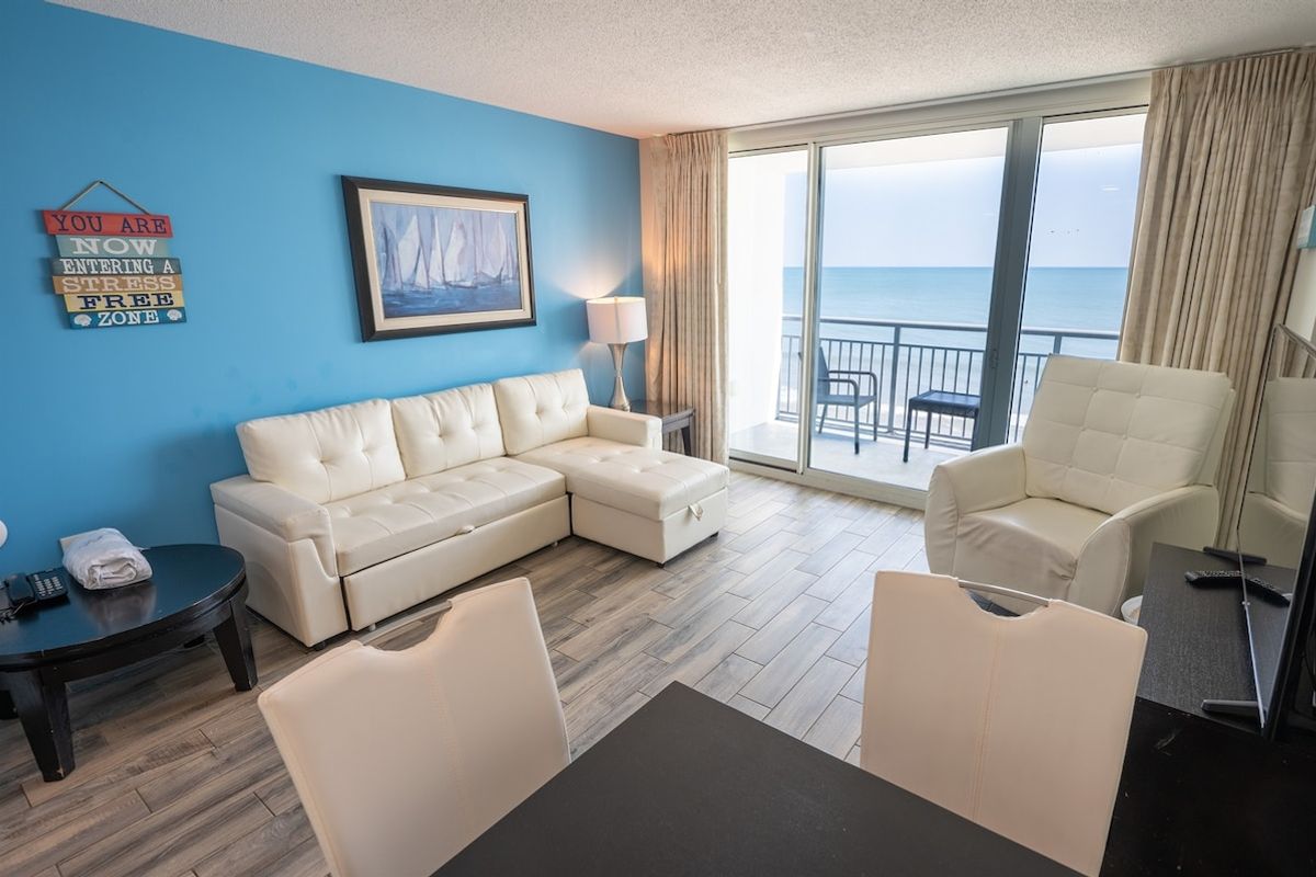 Oceans One 504 - 1 Bedroom
