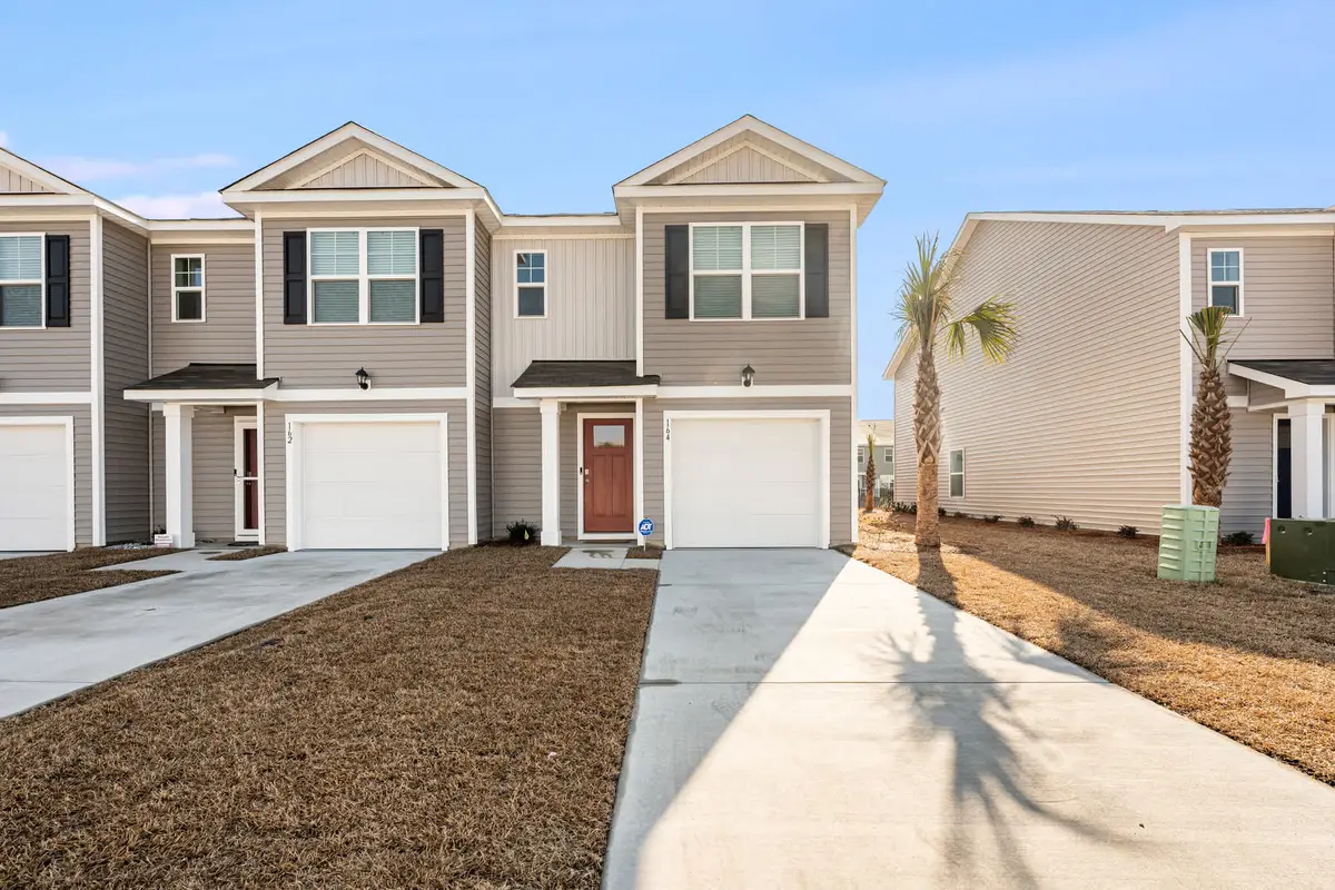 Large 3BR Private Condo, Surfside, Beautiful Decor