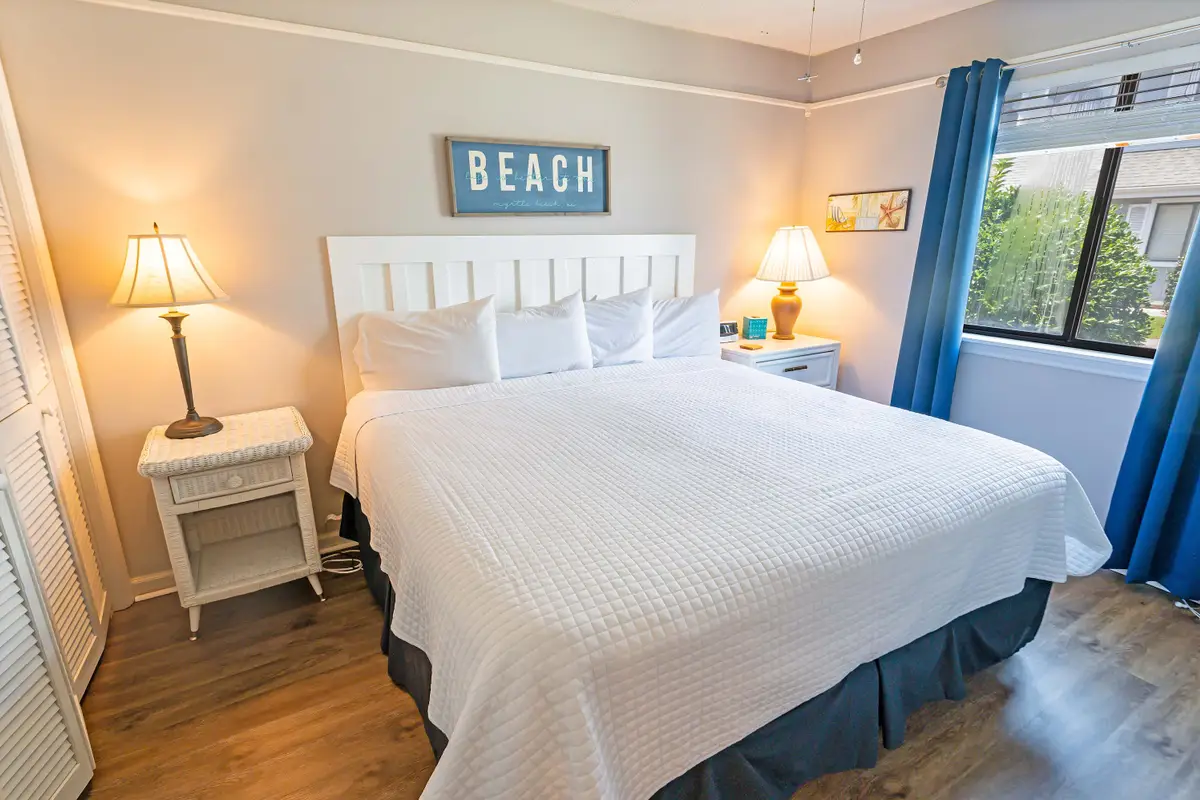 Baytree Golf Colony 6F - 1 Bedroom
