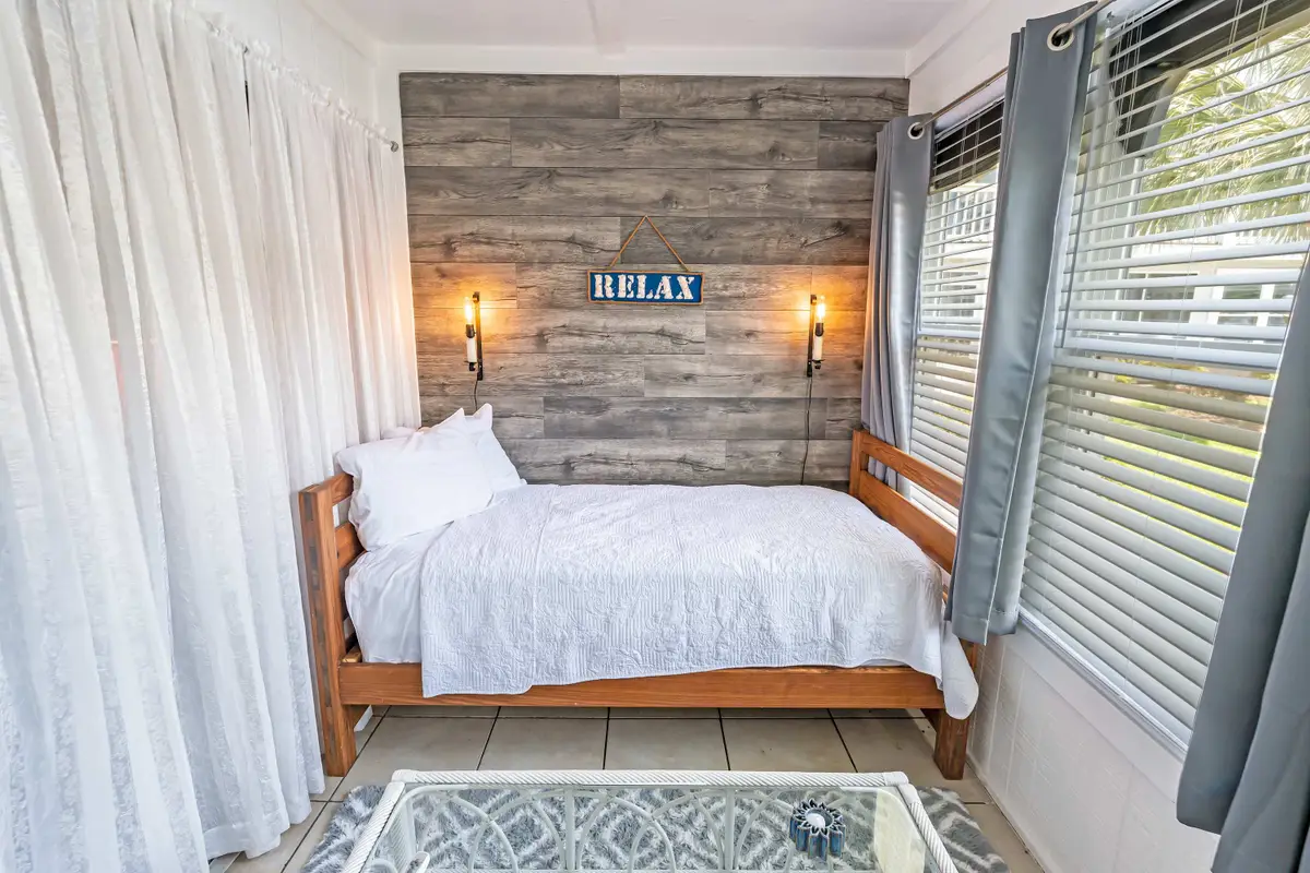 Baytree Golf Colony 6F - 1 Bedroom