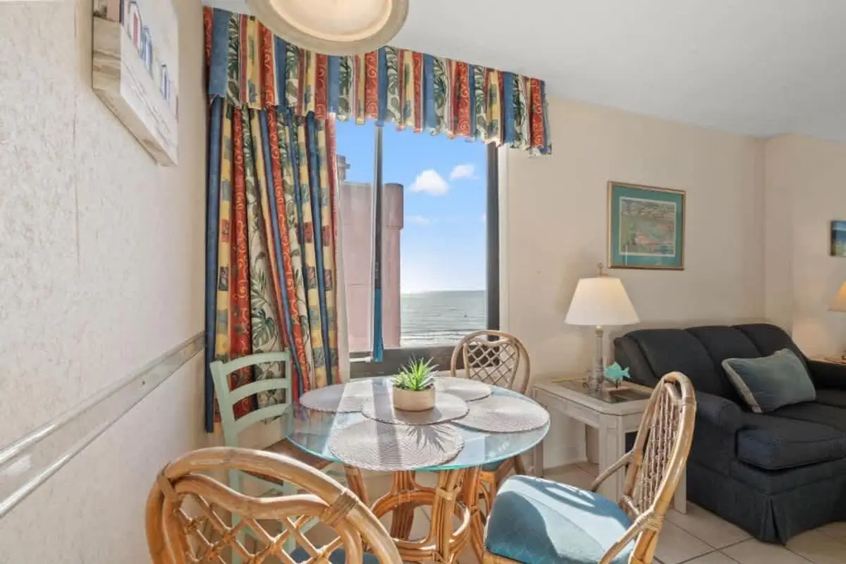 Caravelle Tower 633- 1 Bedroom