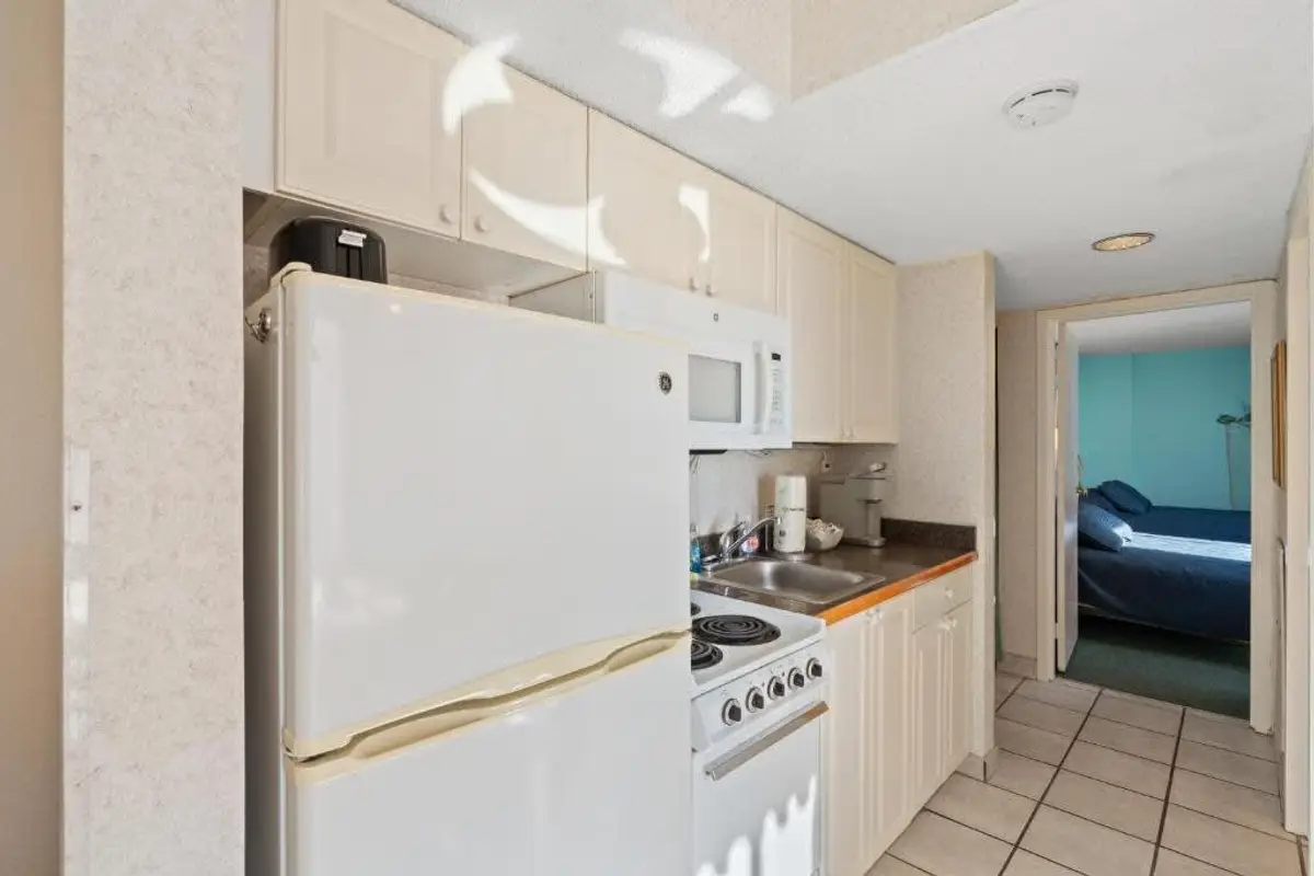 Caravelle Tower 633- 1 Bedroom