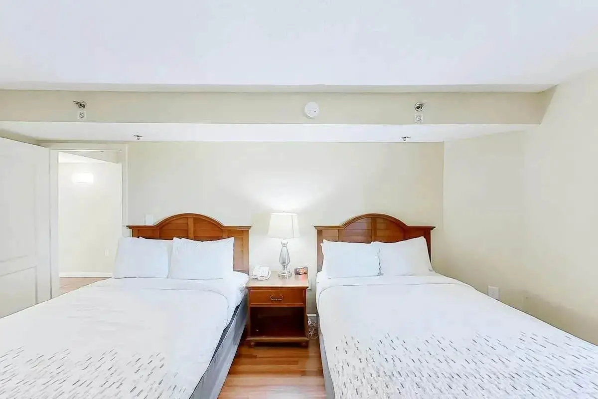 Carolinian 832- 2 Bedroom