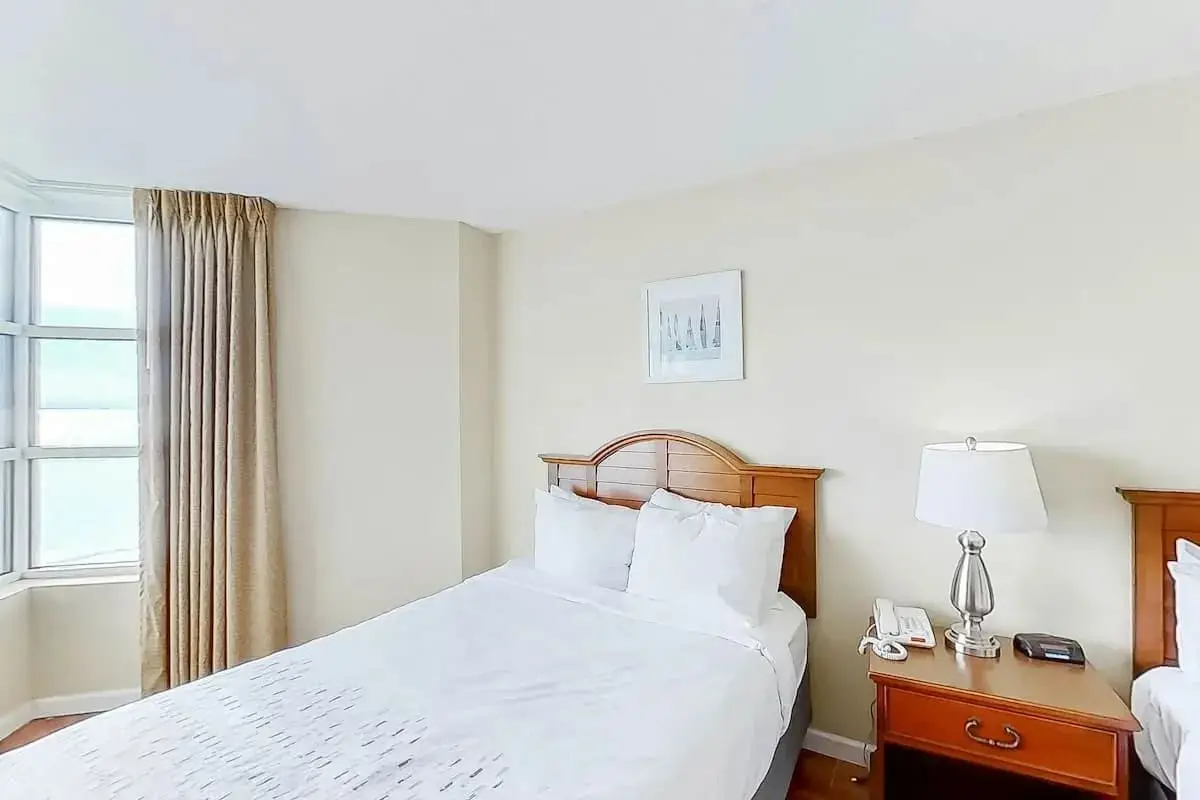 Carolinian 832- 2 Bedroom