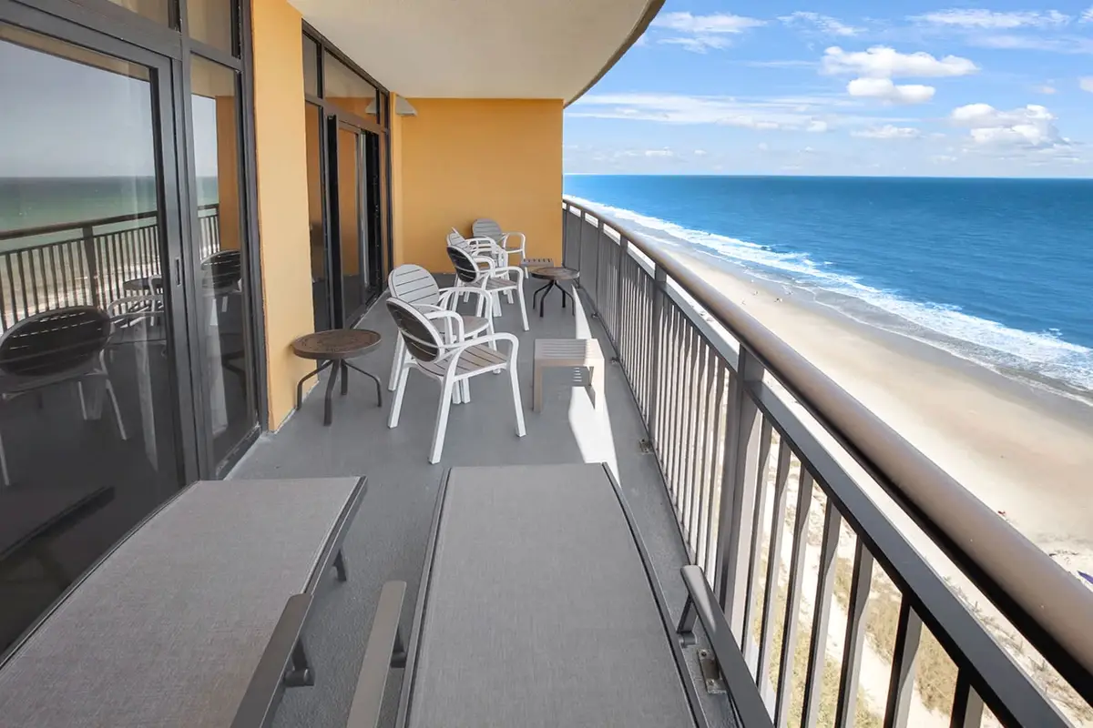 Perfect Getaway 3 Bedroom with Private Balcony