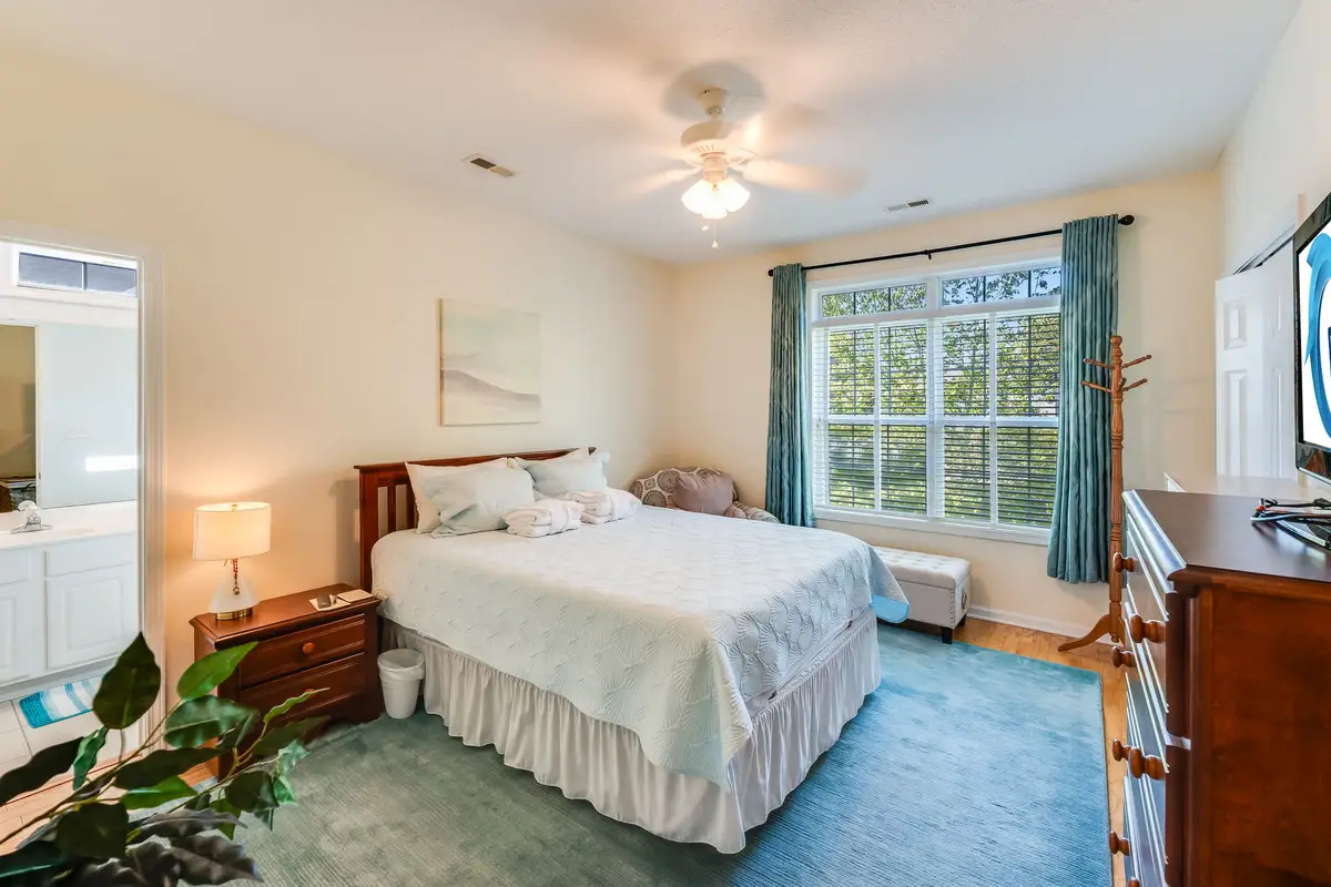 Village at the Glens -Unit 201 -3BR