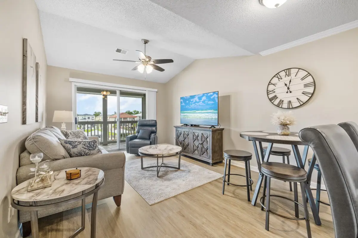Welcome to Carolina Yacht – Your Waterway Retreat