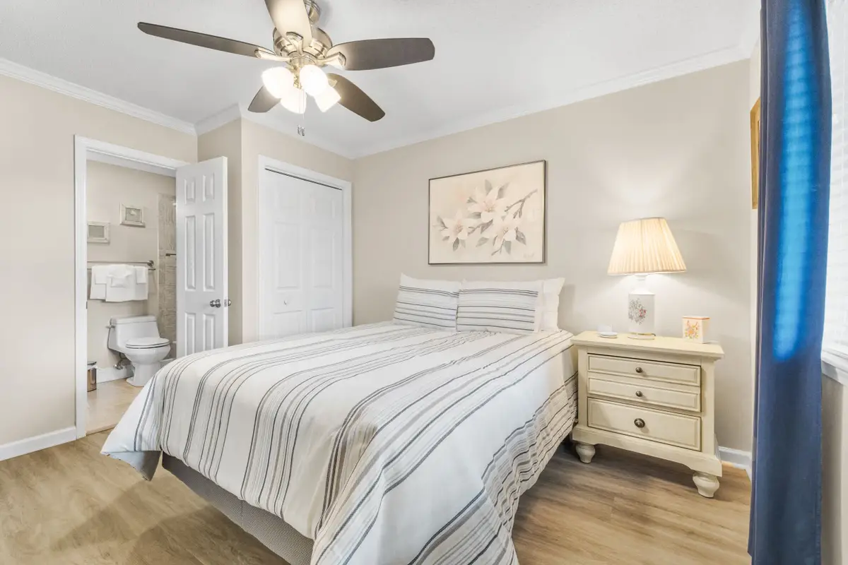 Welcome to Carolina Yacht – Your Waterway Retreat