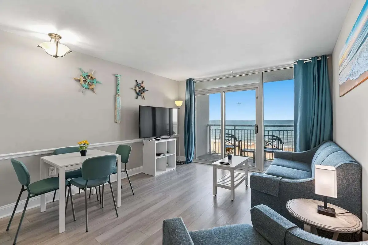 Brand New, 1BR Amazing Oceanfront  View Unit