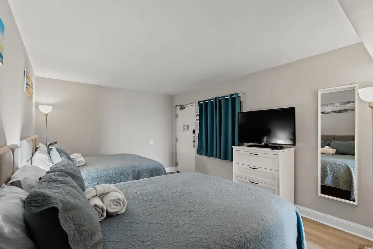 Brand New, 1BR Amazing Oceanfront  View Unit