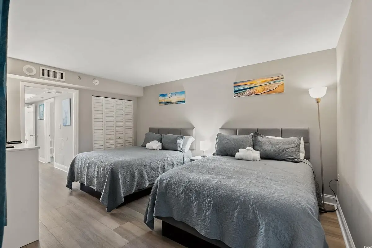 Brand New, 1BR Amazing Oceanfront  View Unit