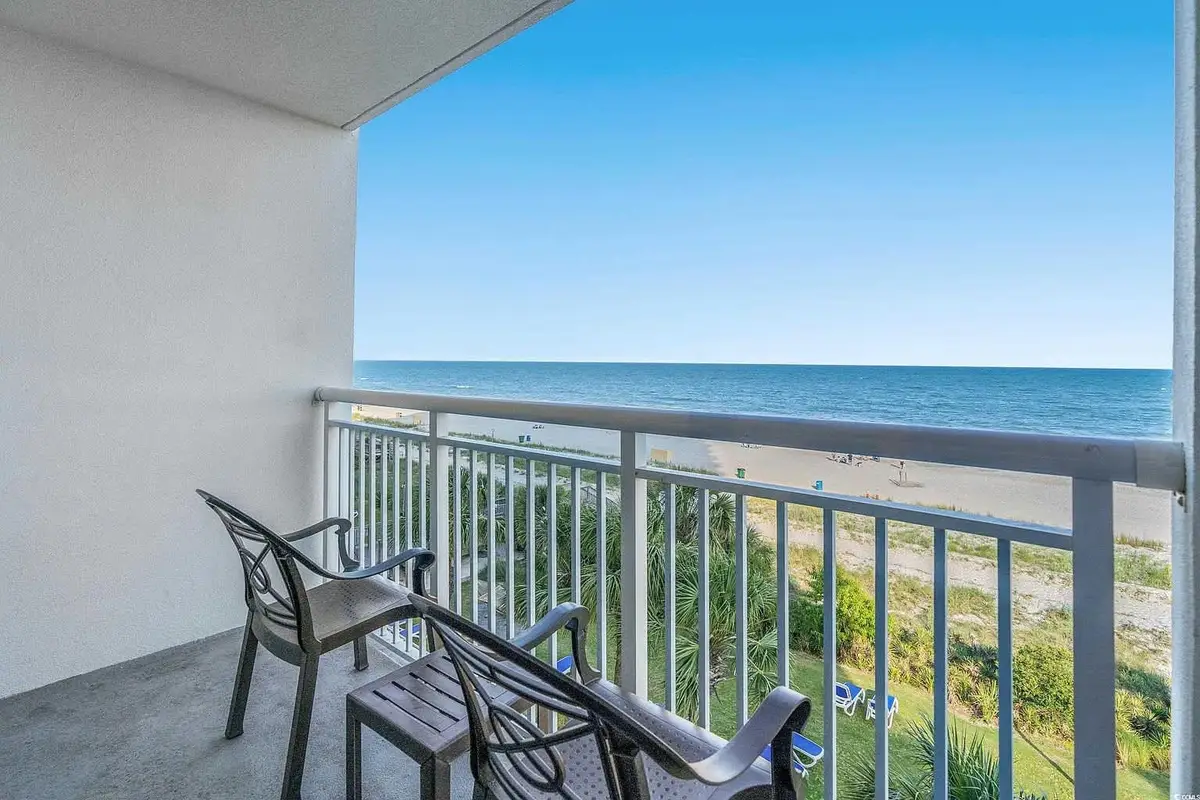 Brand New, 1BR Amazing Oceanfront  View Unit