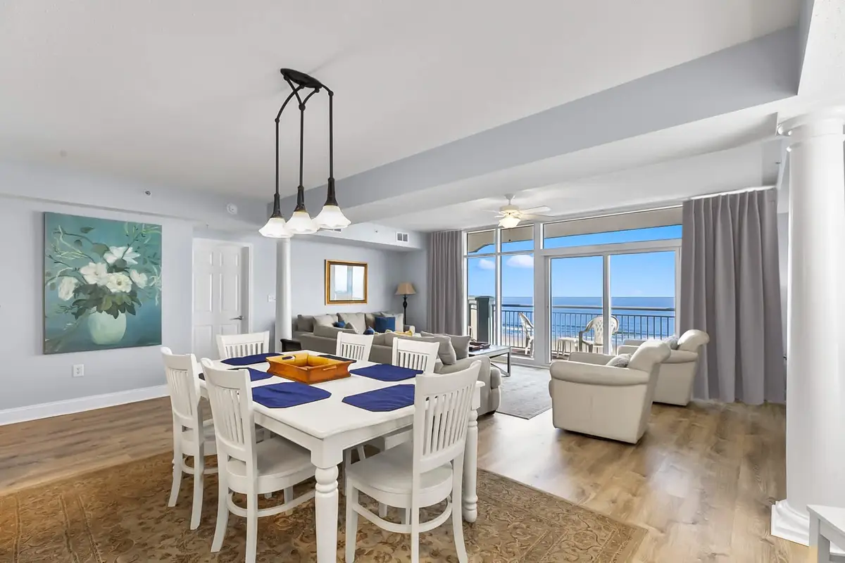 Oceanfront 5-Bedroom Condo with Resort Amenities