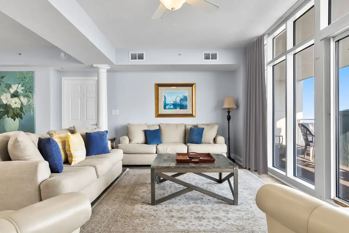 Oceanfront 5-Bedroom Condo with Resort Amenities