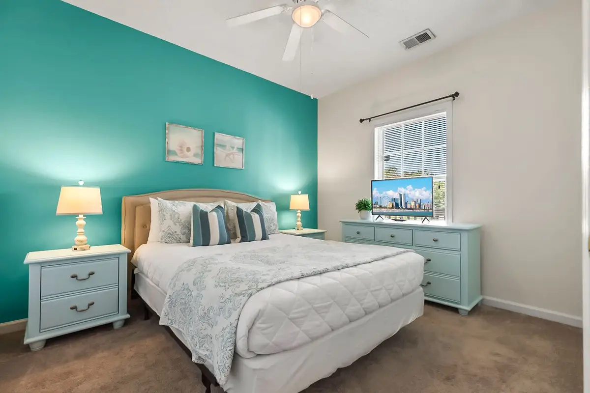 Relaxing 3BR Condo in Cherry Grove with Balcony