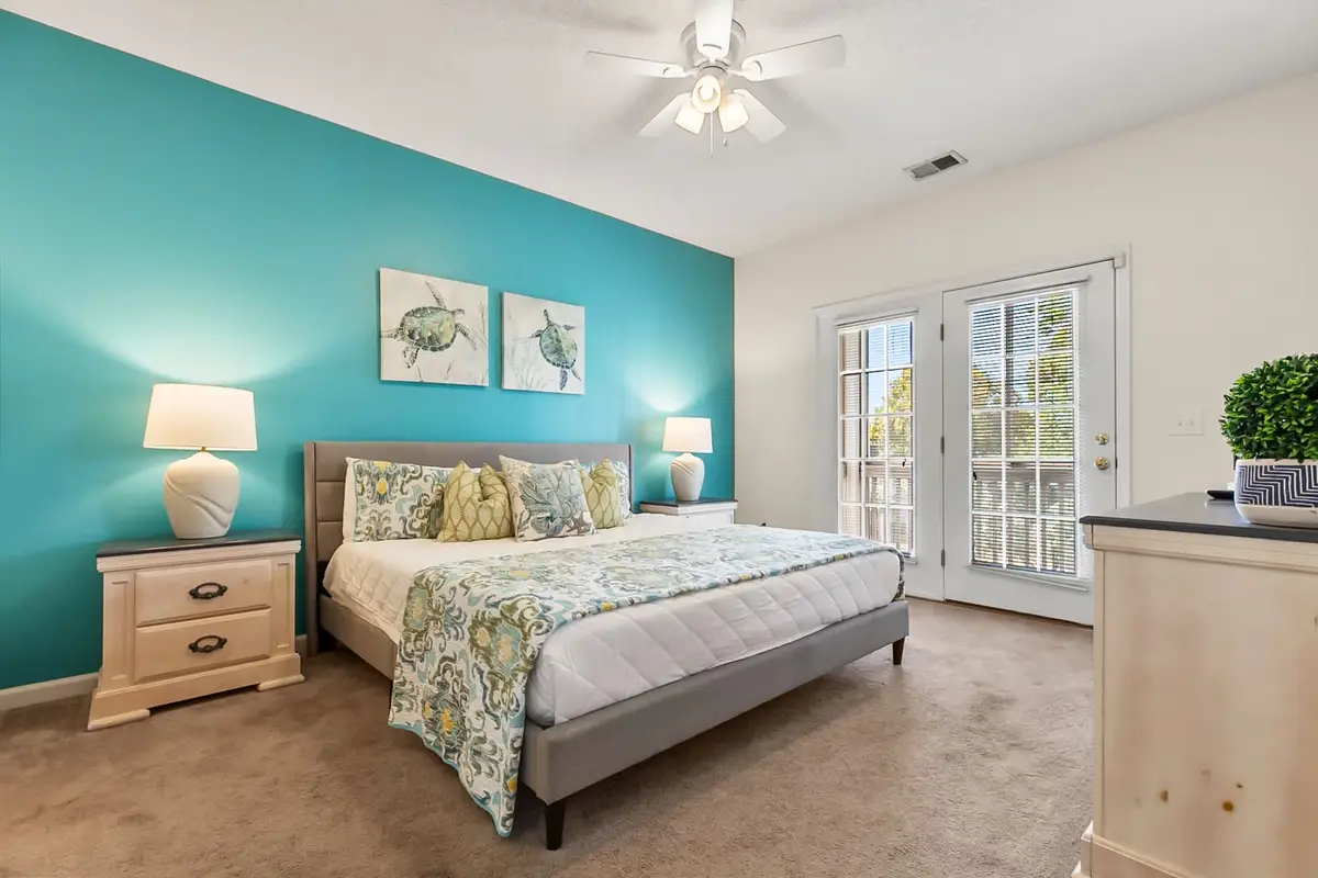 Relaxing 3BR Condo in Cherry Grove with Balcony