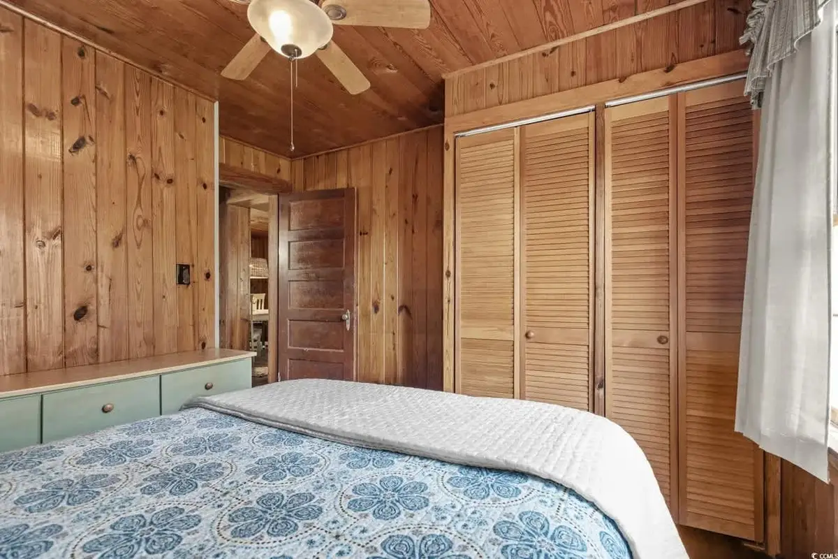 Holly Haven 1706  Historic Coastal Retreat