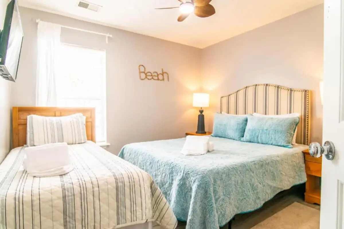 Hide Away , 2BR Condo in the Heart of Myrtle Beach
