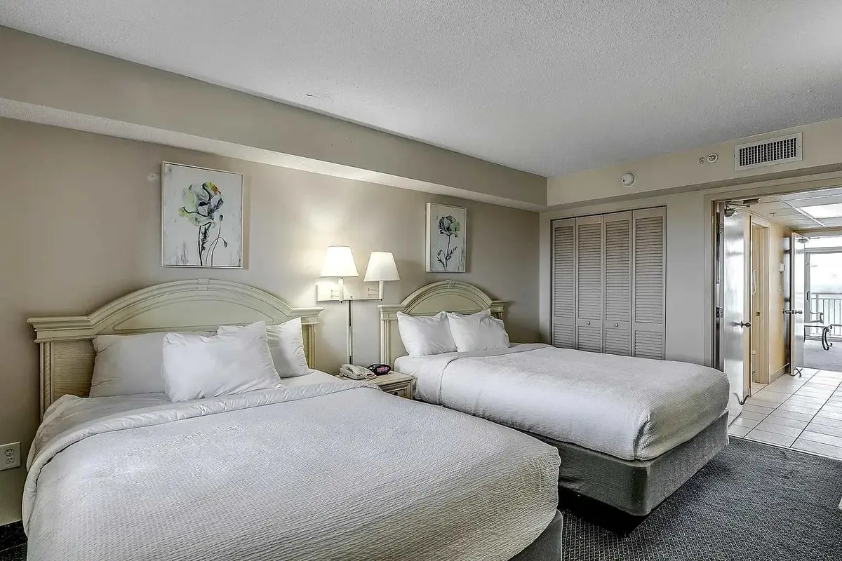 Come for the beach, Oceanfront Views with Pools