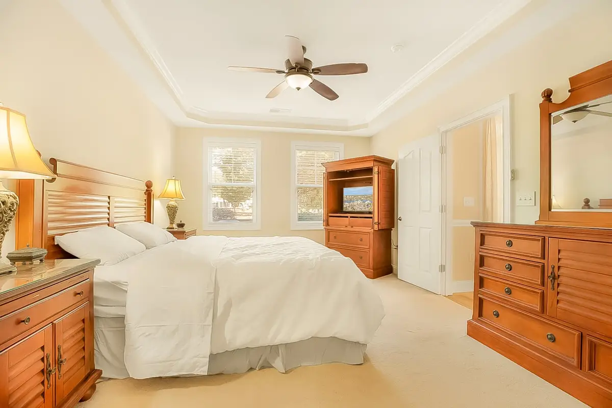 Barefoot Resort Haven with Pool and Balcony - 3BR
