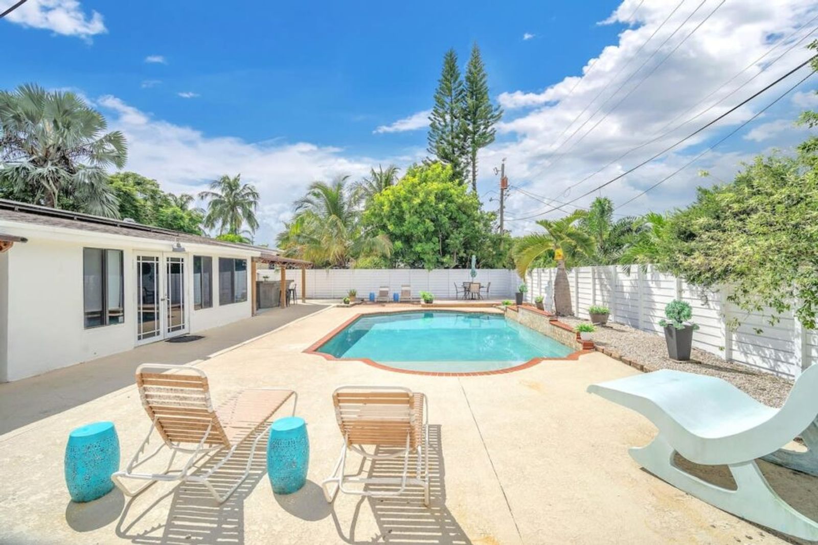 Sun-Kissed Pompano - Family Home Main Image