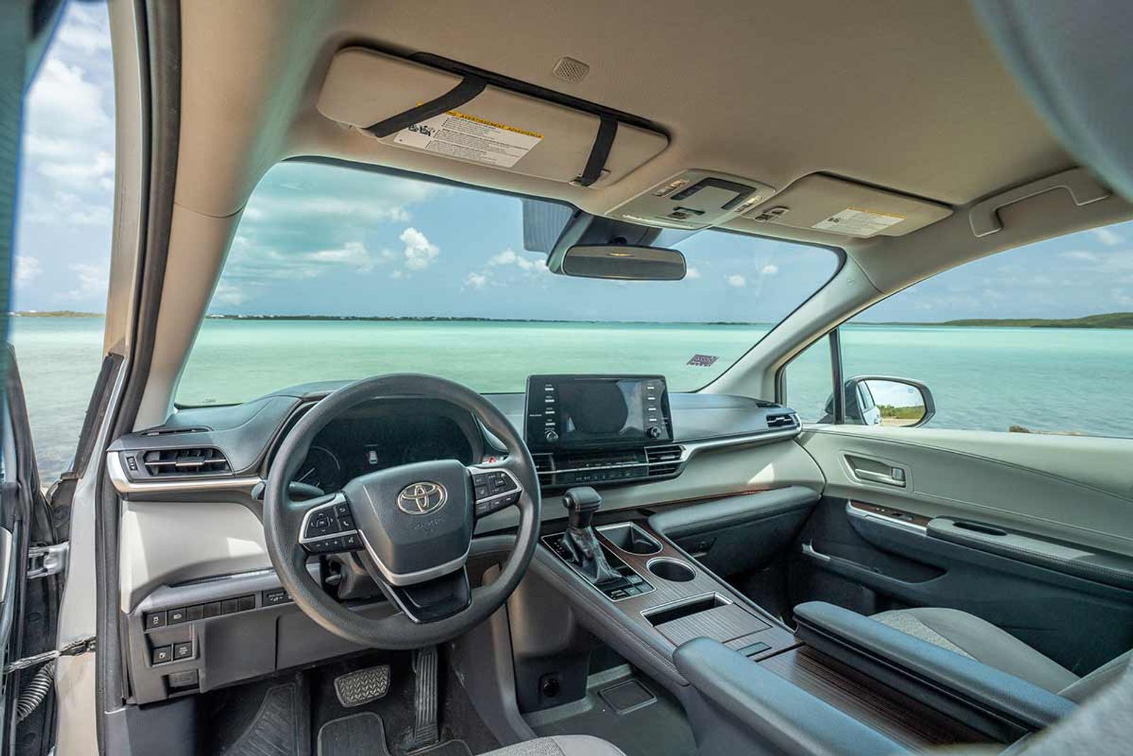 Toyota Sienna for rent Turks and Caicos