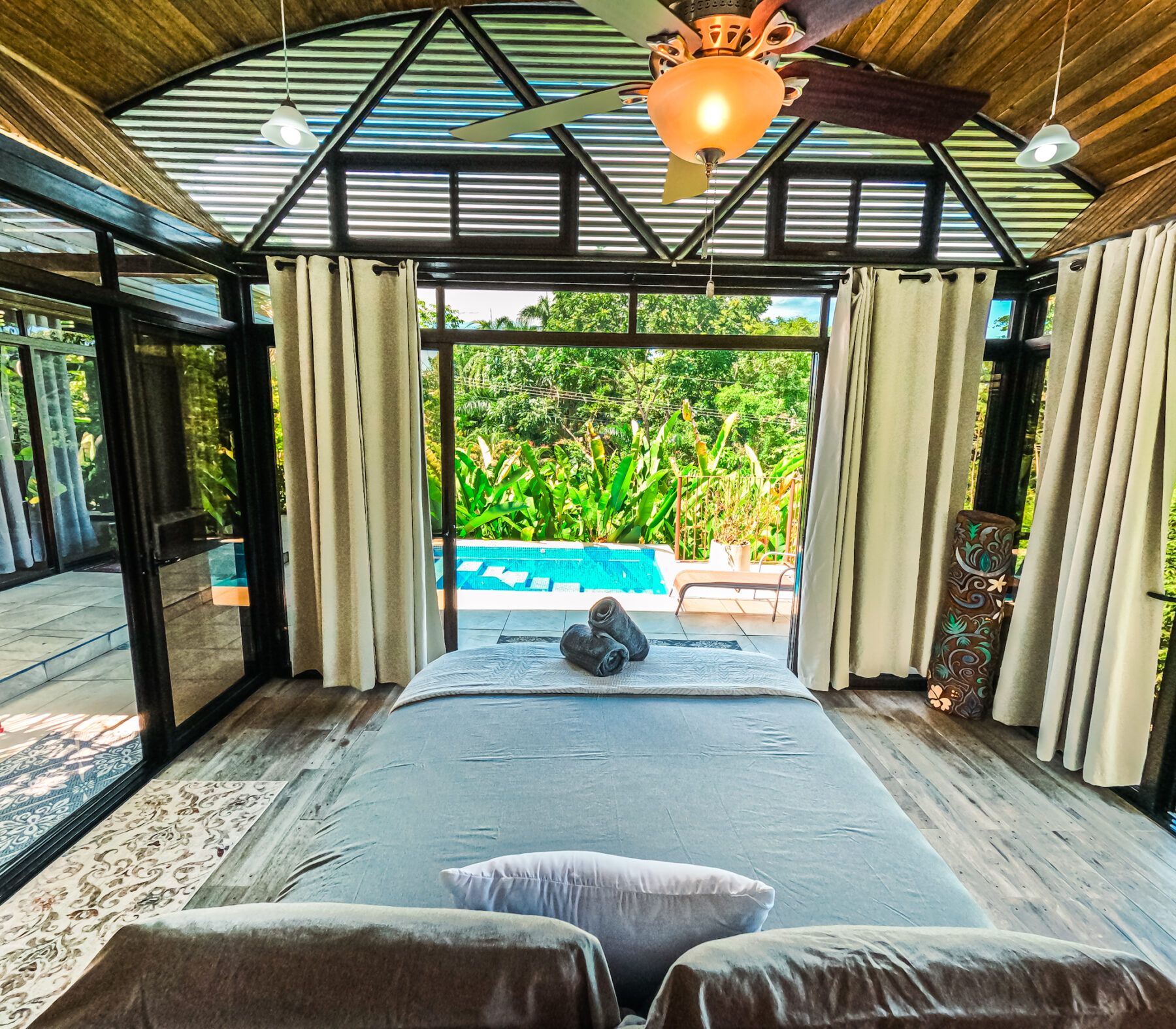 Private pool-5 min to beach-Romantic-Private Main Image