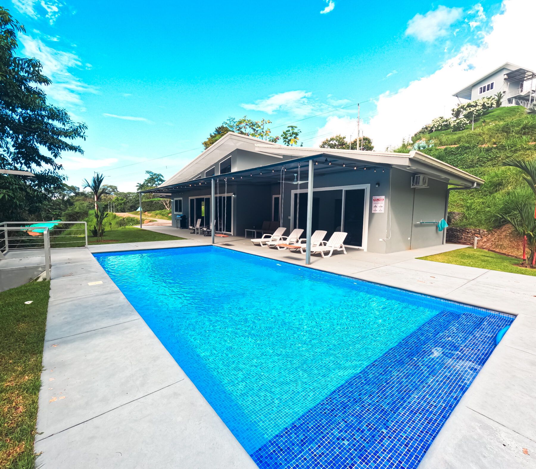 Private pool-4BR-sleep 7-perfect Uvita location Main Image